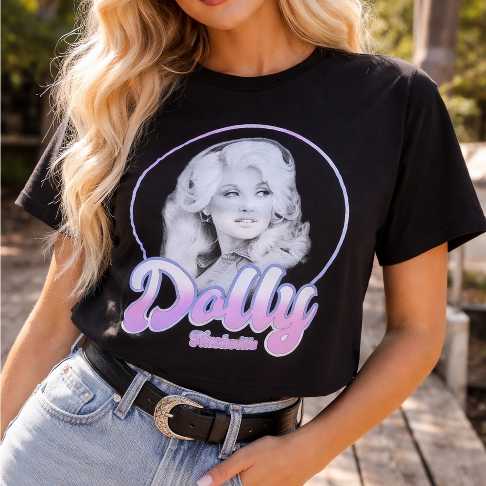 Dolly Parton Cropped Tee sz M